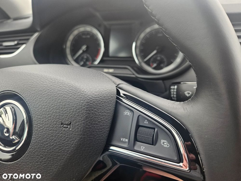 Skoda Octavia 2.0 TDI 4x4 Style DSG - 31