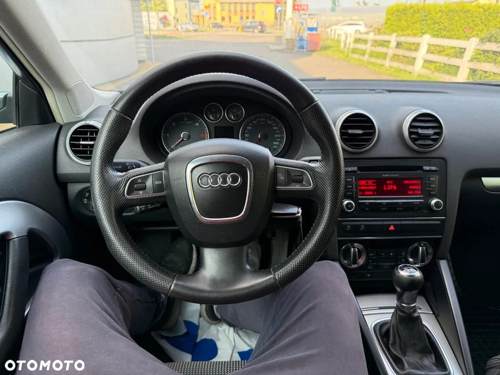 Audi A3 2.0 TDI DPF Quattro Attraction - 10