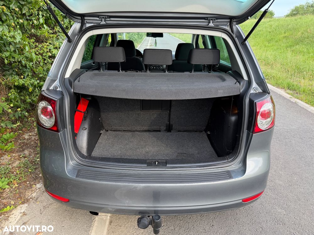 Volkswagen Golf Plus 1.6 TDI DPF Style - 11