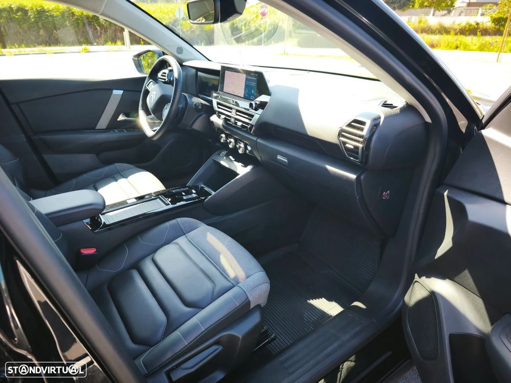 Citroën C4 PureTech 130 Stop&Start EAT8 SHINE - 9