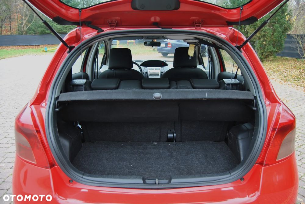 Toyota Yaris 1.4 D-4D Luna - 12