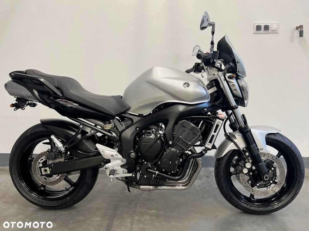 Yamaha FZ6 - 2
