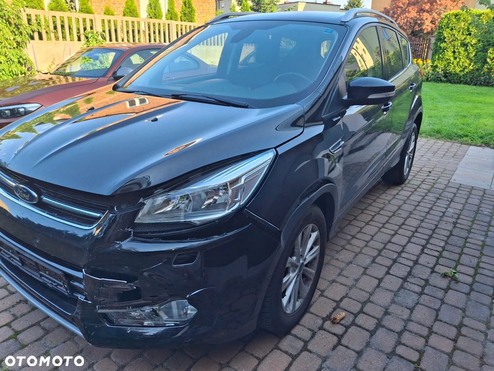 Ford Kuga 1.5 EcoBoost 2x4 Titanium - 19