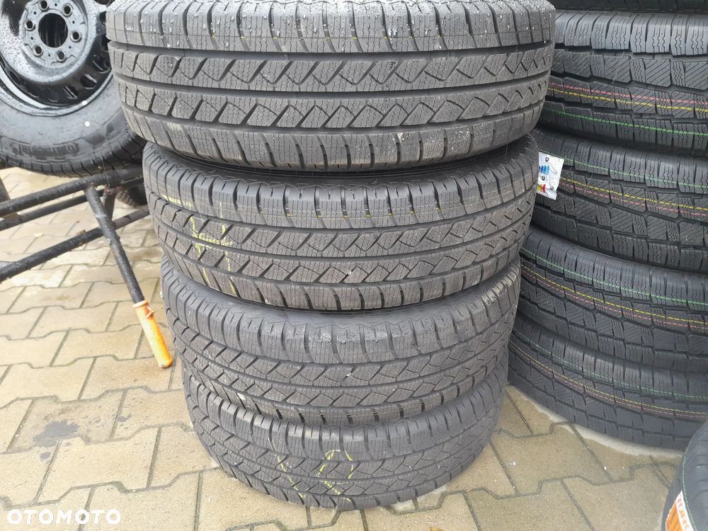 Opony całoroczne Goodyear Vector 4Seasons Cargo 215/75 16C 116T M+S