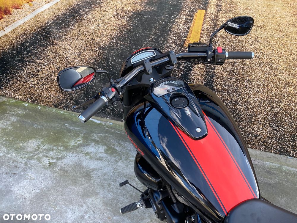 Suzuki Boulevard - 10