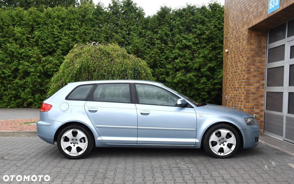 Audi A3 Sportback 2.0 TDI DPF Ambiente - 7