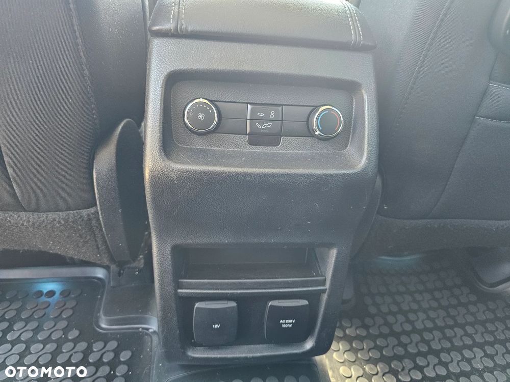 Ford Galaxy 2.0 TDCi 4WD Titanium - 17