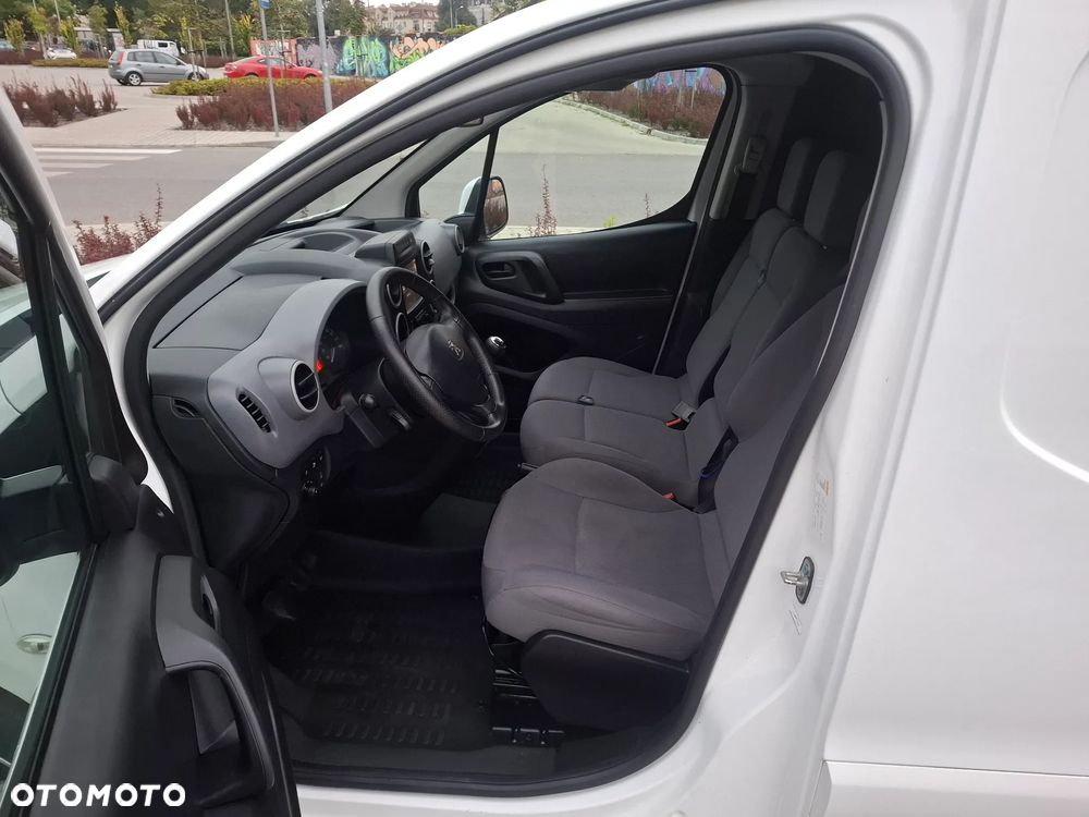 Peugeot Partner LONG 1.6HDI 3OSOBOWY KLIMA NAVI - 13