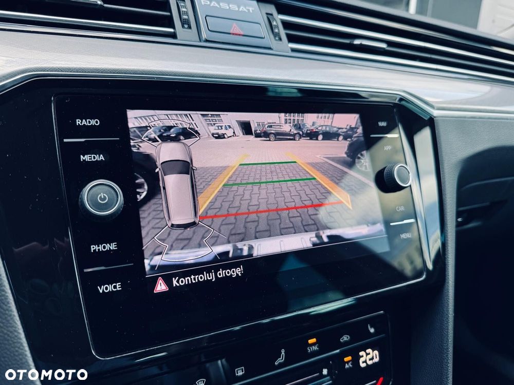 Volkswagen Passat - 29