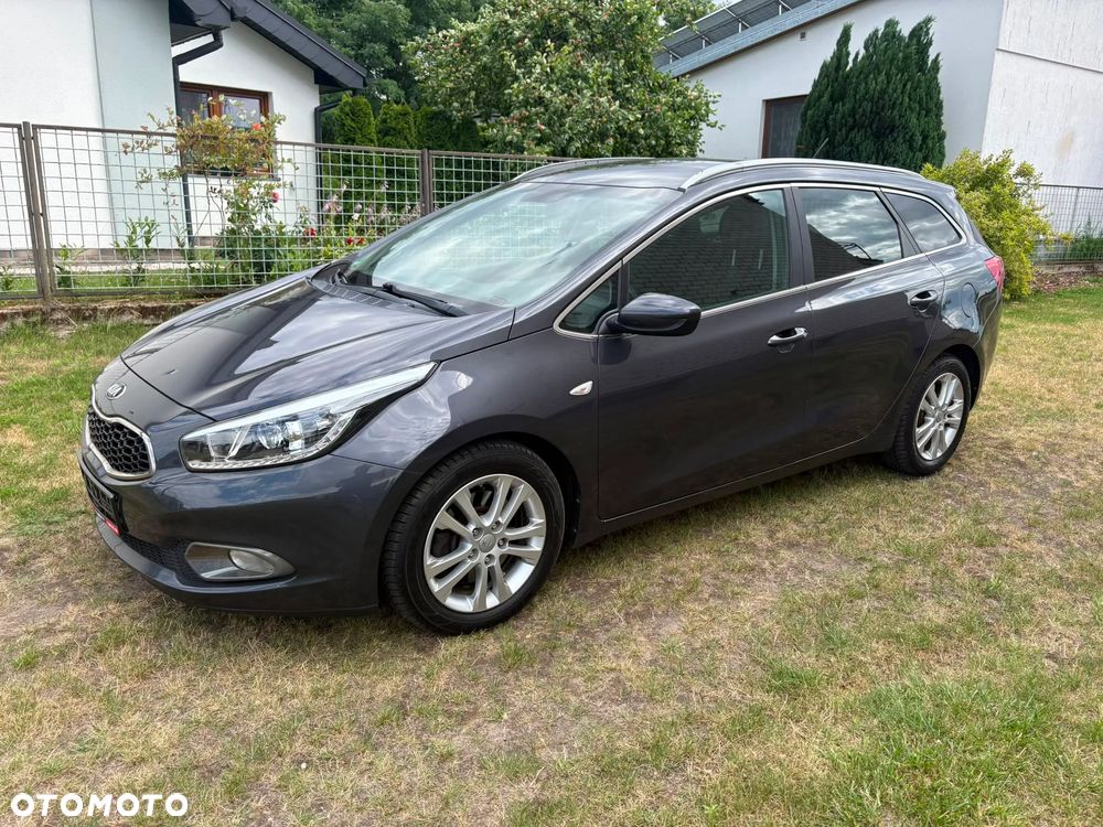 Kia Ceed 1.6 CRDi 128 Vision - 8