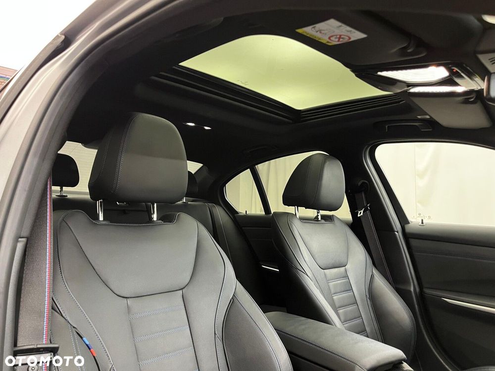 BMW Seria 3 320d xDrive mHEV M Sport sport - 40