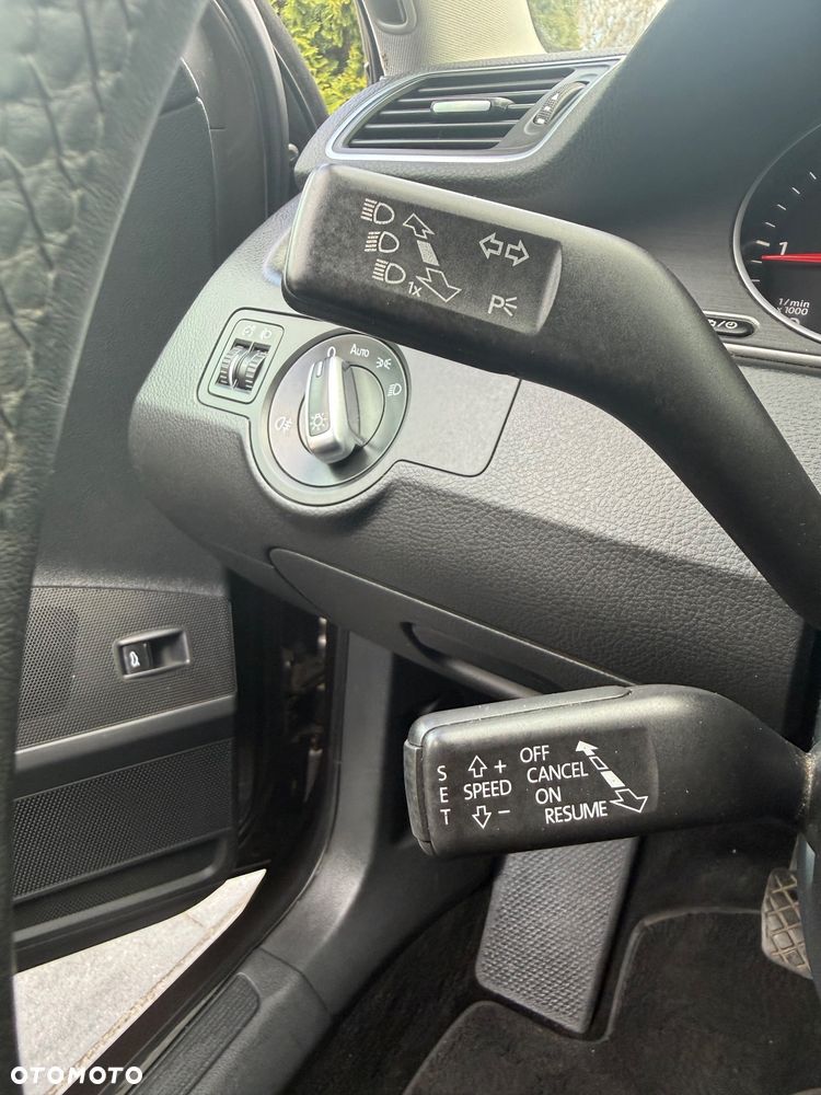 Volkswagen Passat - 26