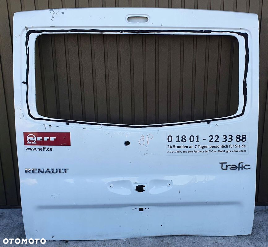 Renault Trafic II (X83) Opel Vivaro klapa bagażnika € - 2