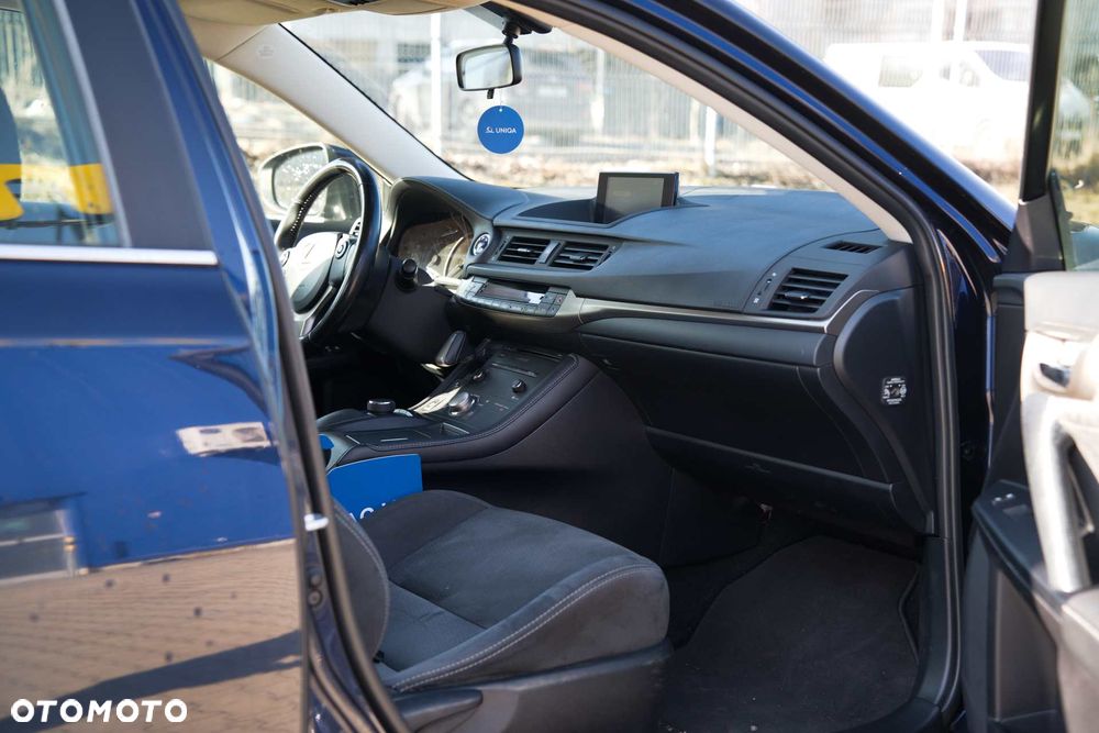 Lexus CT 200h Elegance EU6 - 29