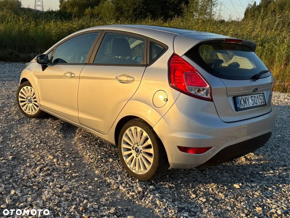 Ford Fiesta - 4