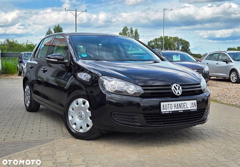 Volkswagen Golf - 2