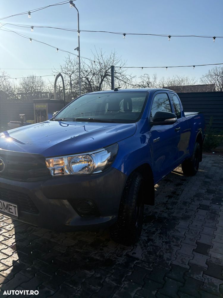 Toyota HILUX - 4