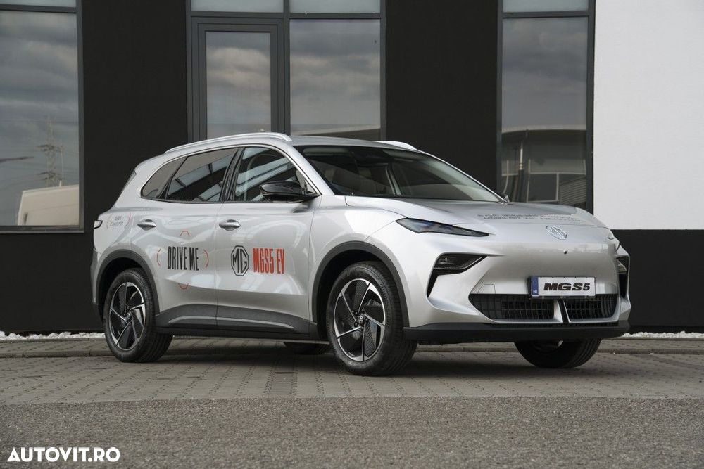 MG MG5 2025 — imagine 23