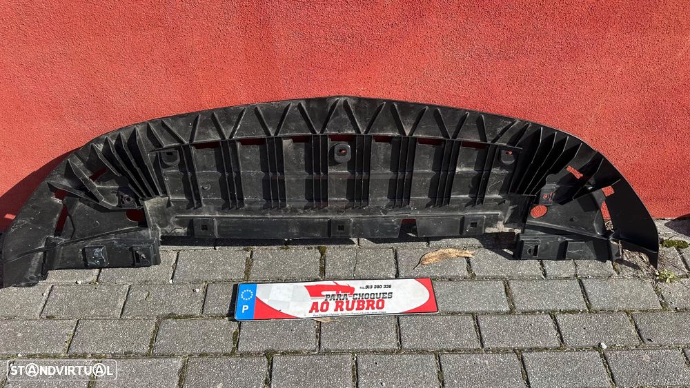 Base inferior parachoque Mercedes a 177 facelift - 2