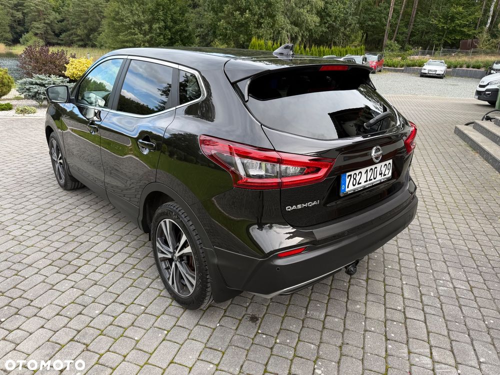 Nissan Qashqai 1.3 DIG-T DCT TEKNA - 4