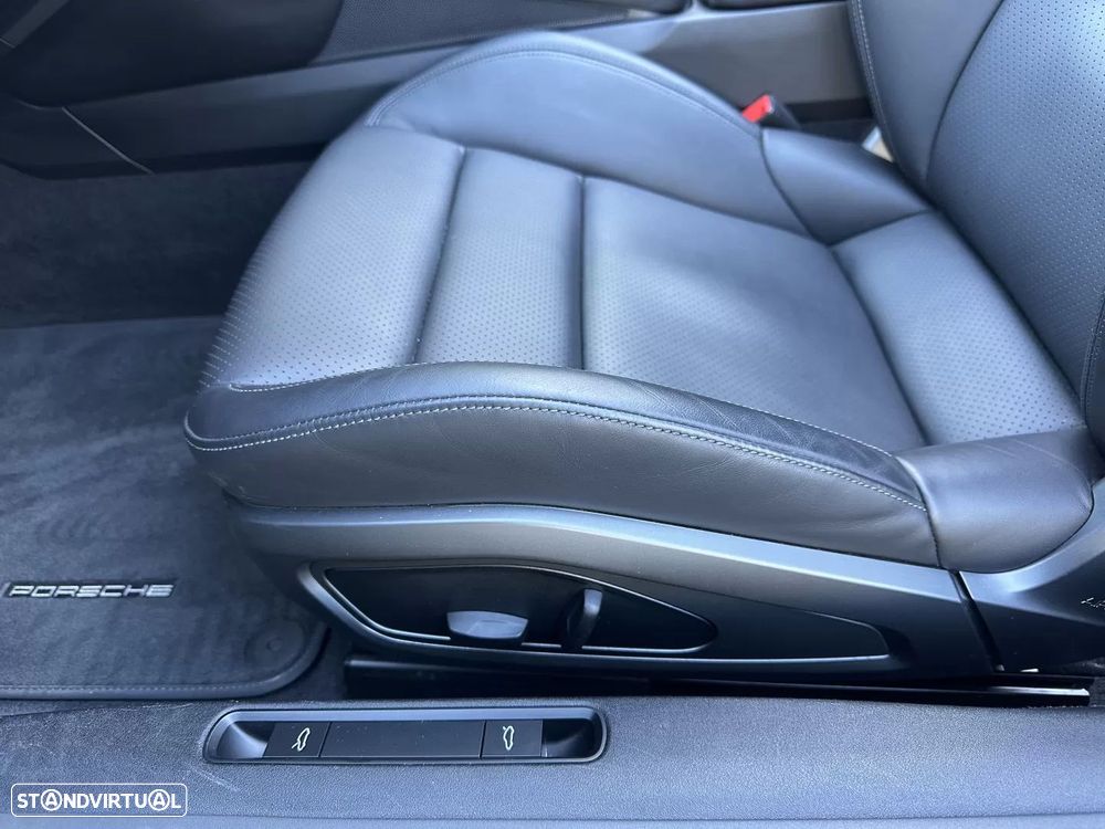 Porsche porsche-992 Carrera Cabriolet PDK - 54