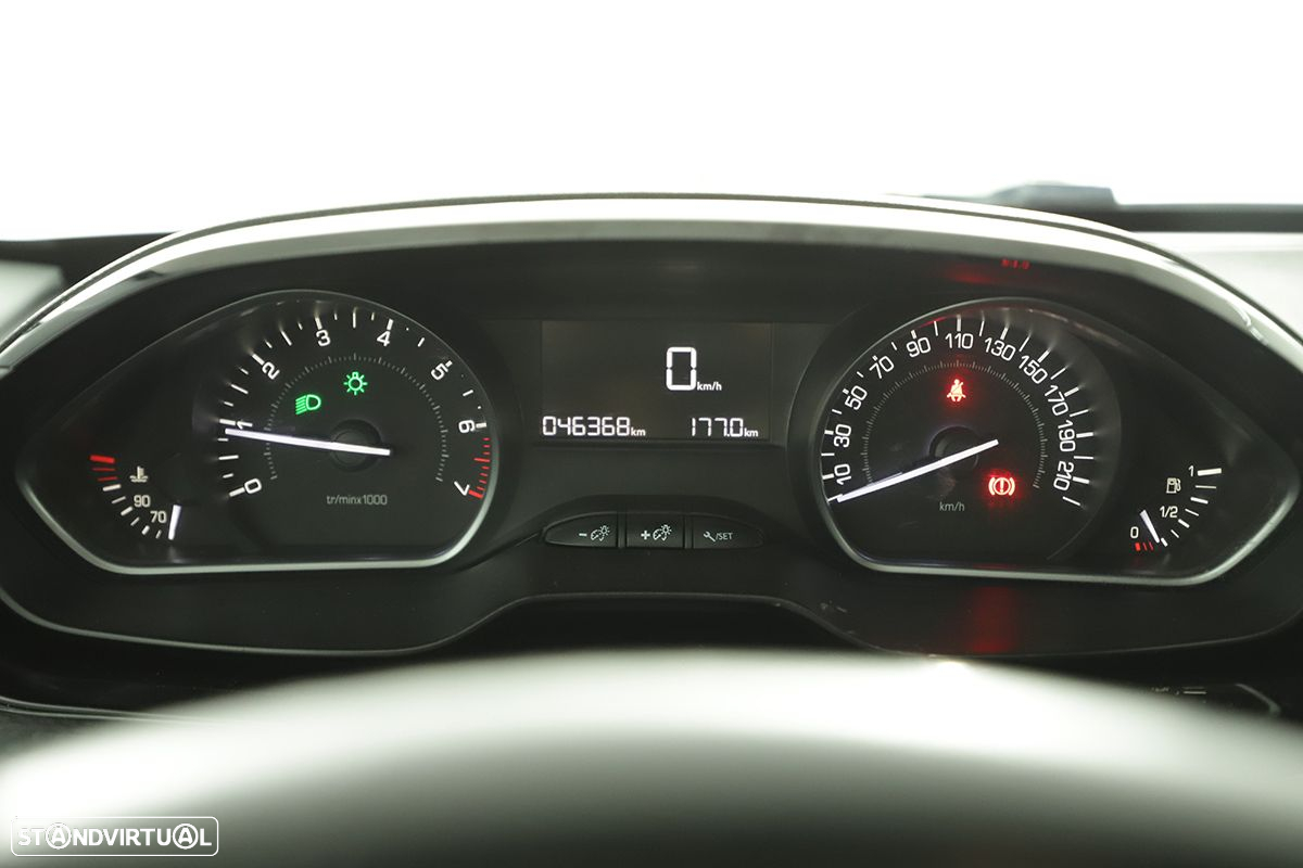 Peugeot 2008 1.2 PureTech Style - 14