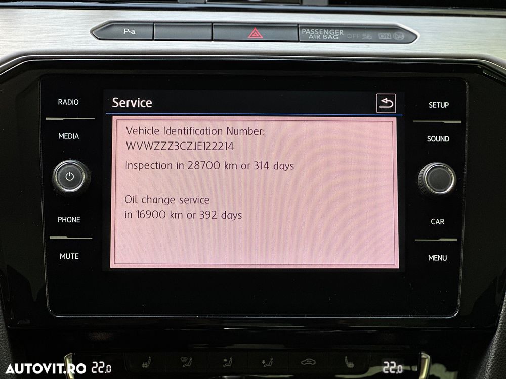 Volkswagen Passat - 21