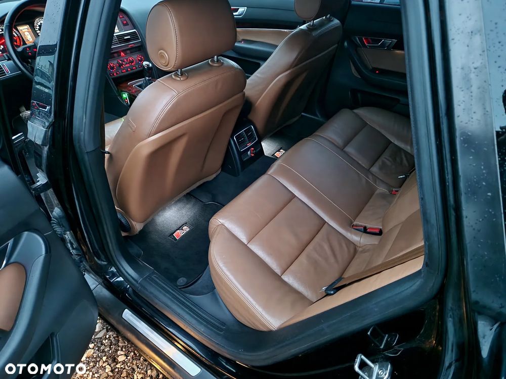 Audi A6 Limousine 2.4 quattro - 27