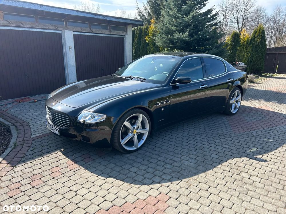 Maserati Quattroporte - 2