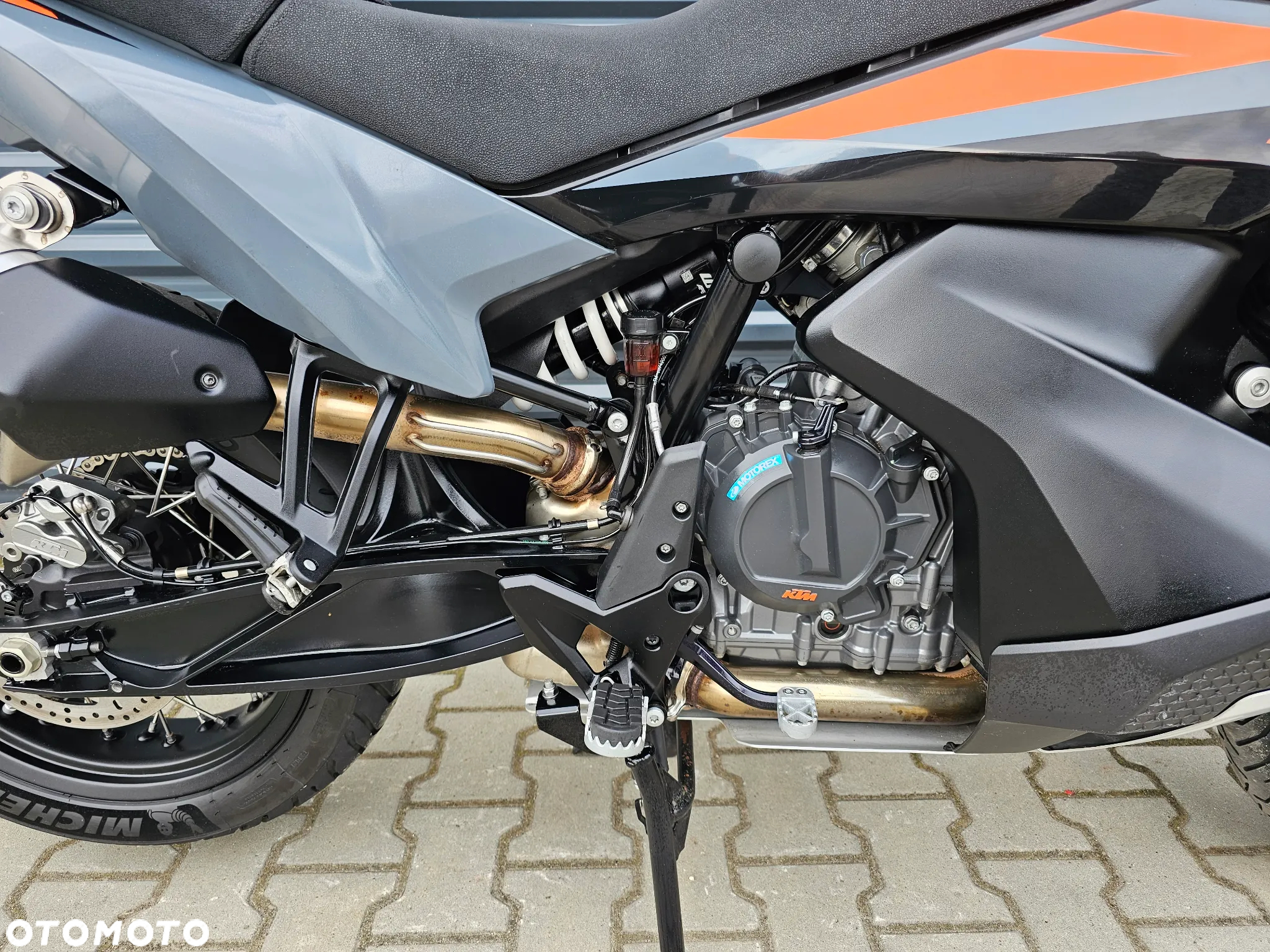 KTM Adventure - 20