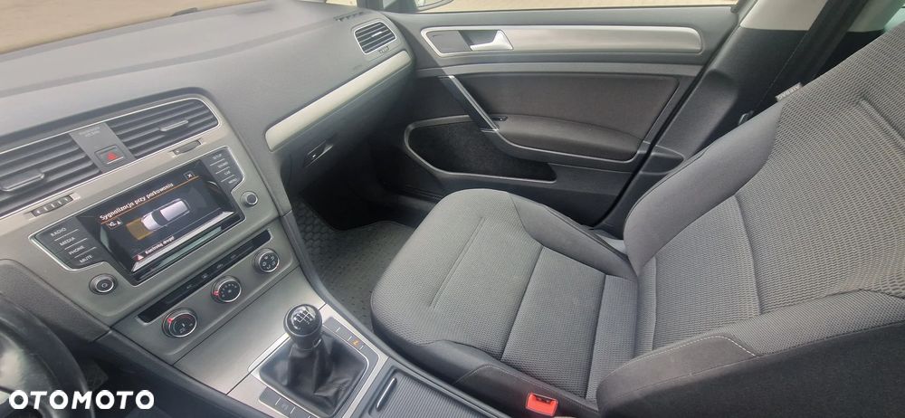 Volkswagen Golf VII 1.2 TSI BMT Comfortline - 14