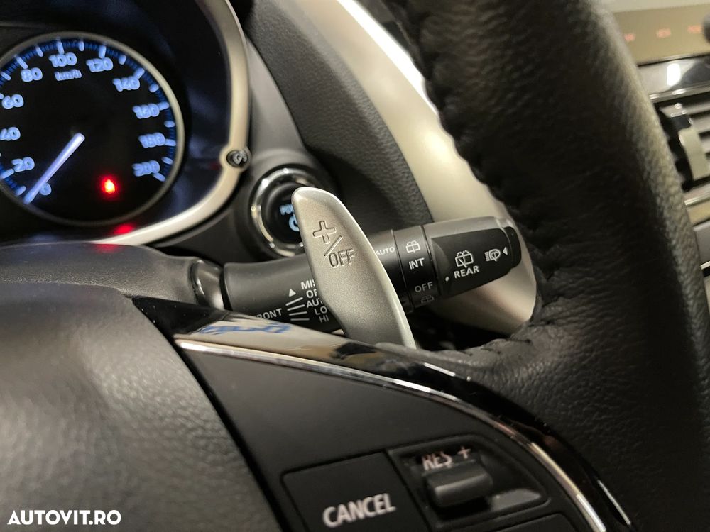 Mitsubishi Eclipse-Cross 4WD Select - 24