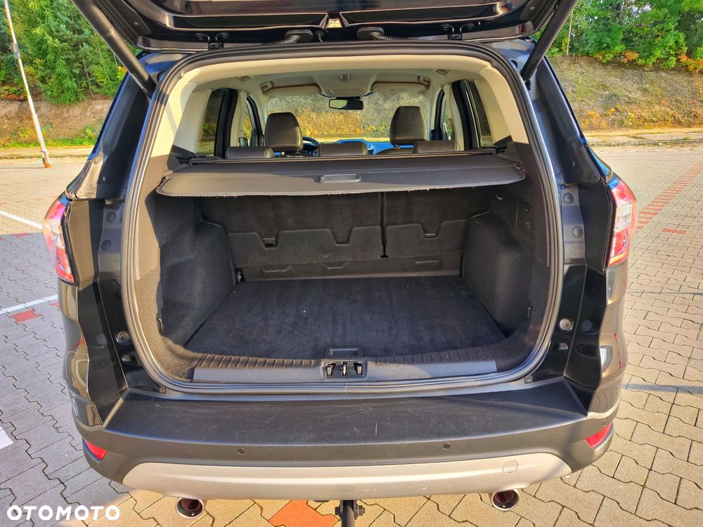 Ford Kuga 2.0 TDCi 4x4 Titanium - 32