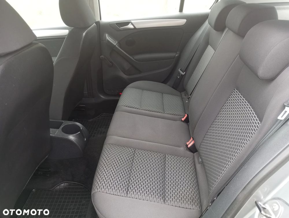 Volkswagen Golf - 9