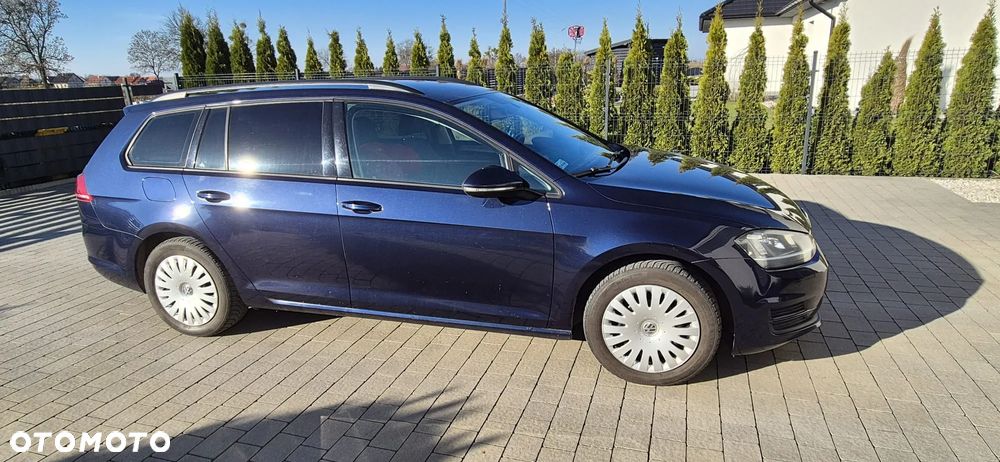 Volkswagen Golf 1.6 TDI BlueMotion Trendline - 4