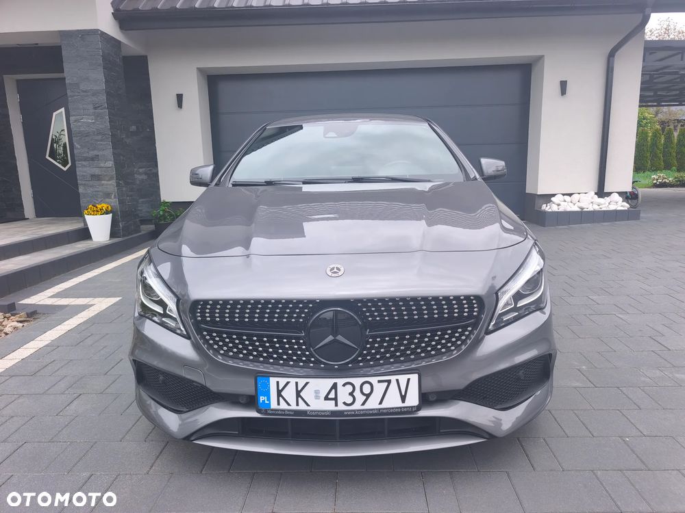 Mercedes-Benz CLA 180 7G-DCT AMG Line - 5
