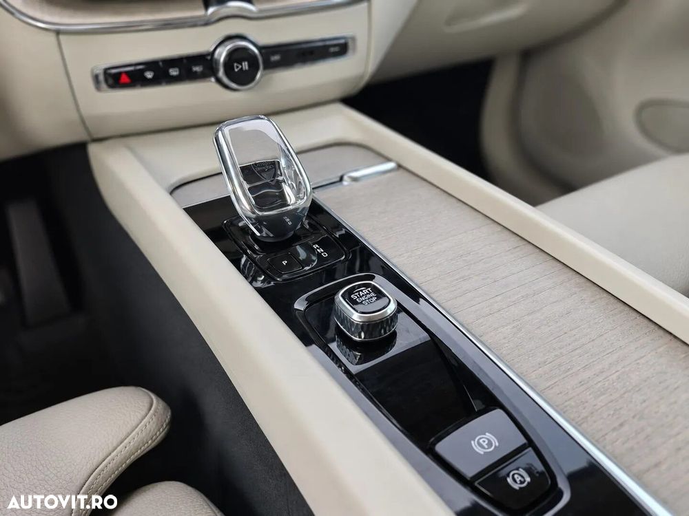 Volvo XC 60 B4 MHEV Inscription - 20