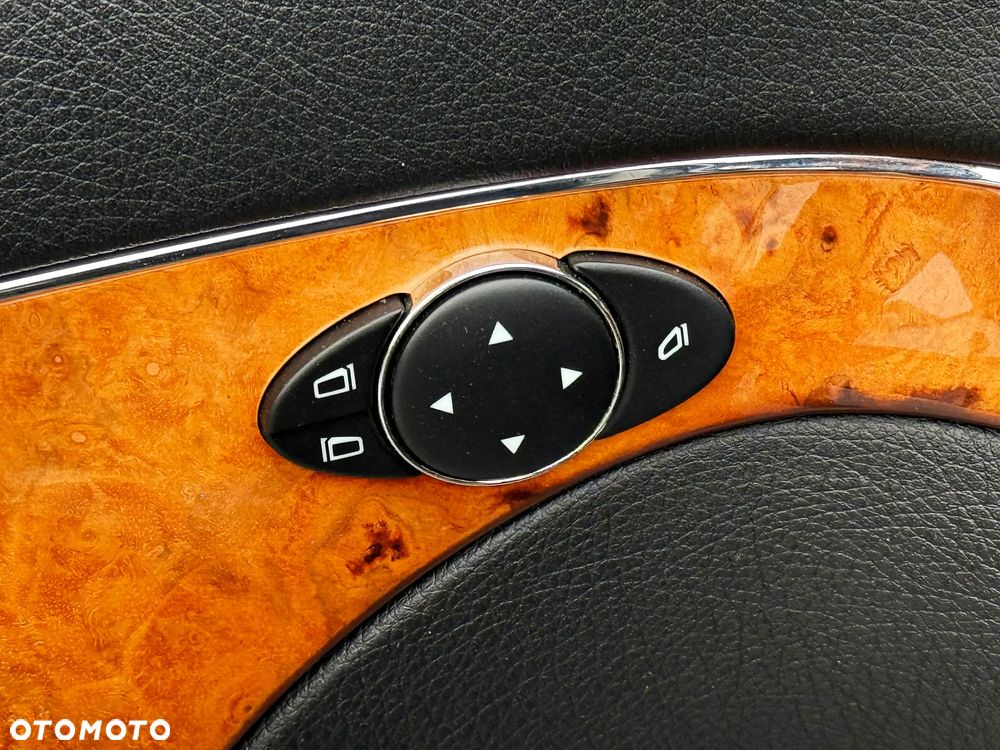 Mercedes-Benz Klasa E - 38