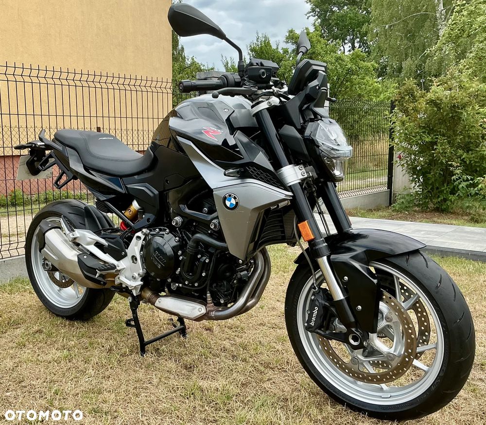 BMW F - 5