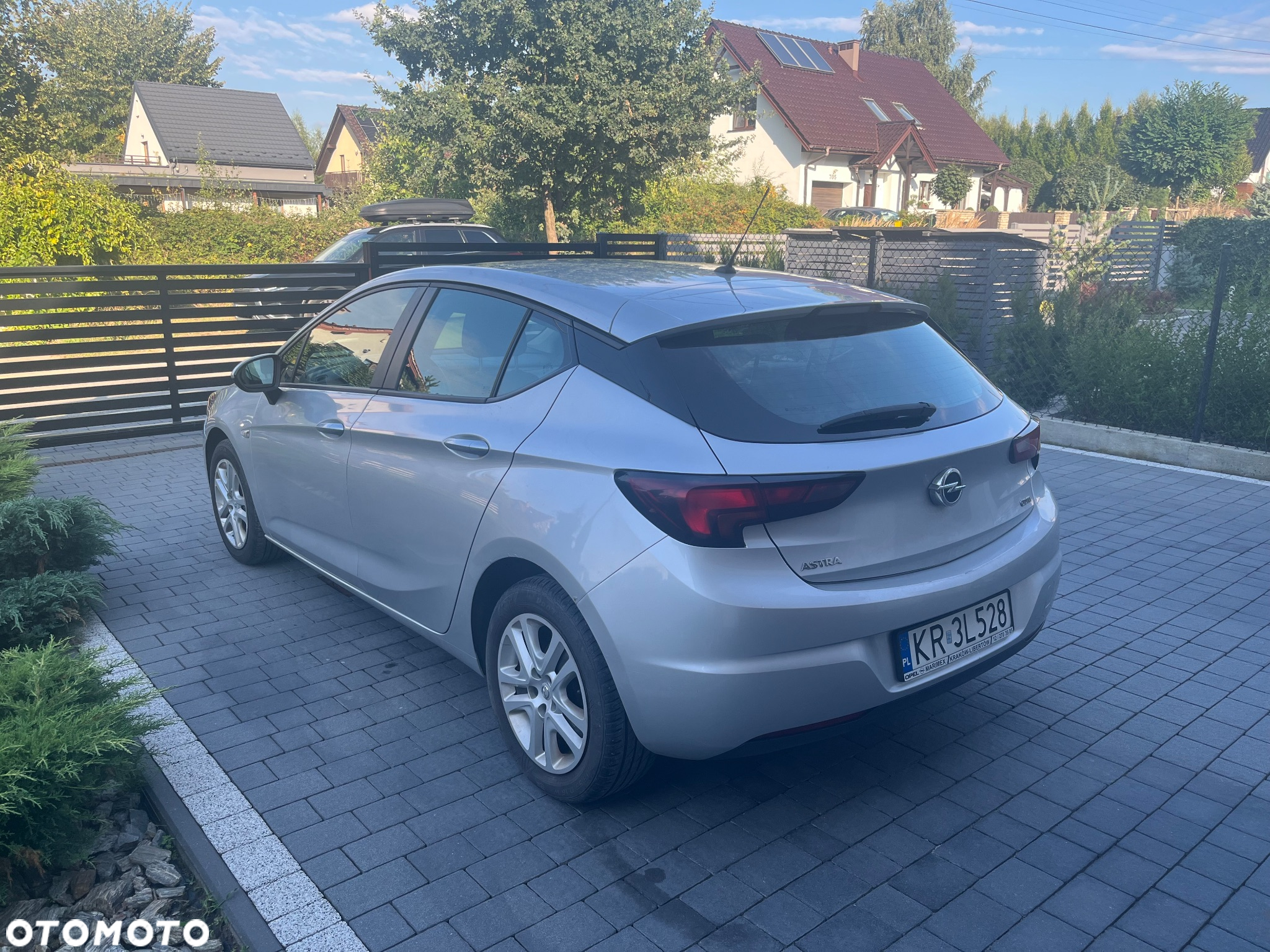Opel Astra IV 1.6 CDTI Enjoy - 3