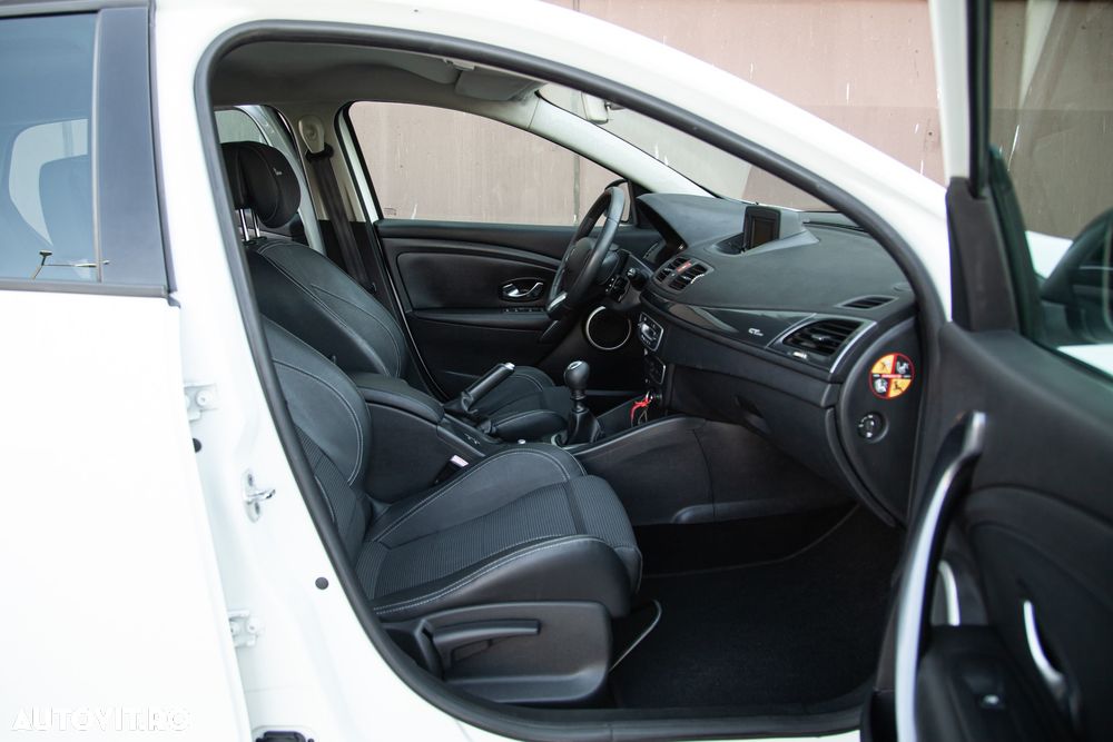 Renault Megane - 11