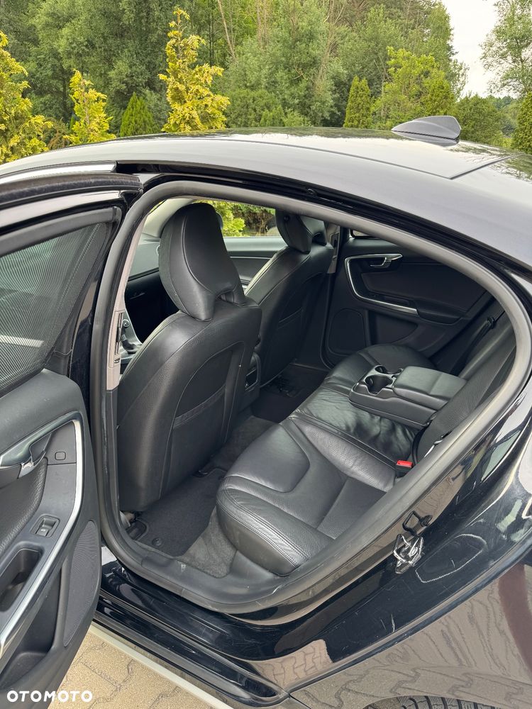 Volvo S60 D3 Summum - 7