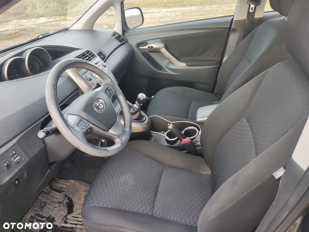 Toyota Verso 2.0 D-4D 7-Sitzer Life - 9