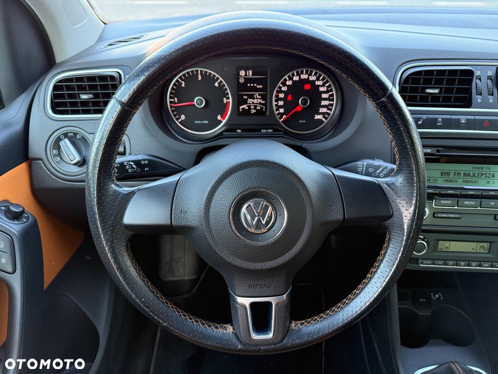 Volkswagen Polo Cross 1.6 TDI DPF - 23