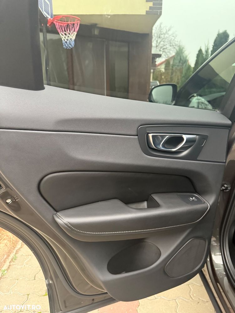 Volvo XC 60 B5 B AWD Geartronic RDesign - 18