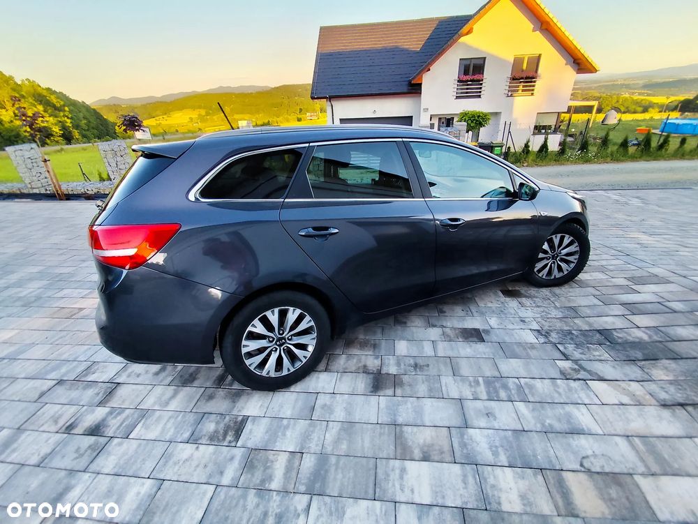 Kia Ceed 1.6 CRDi GT Line DCT - 3