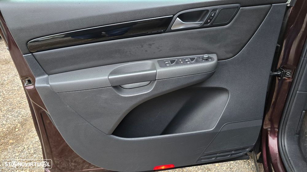 VW Sharan 2.0 TDI Highline DSG - 9