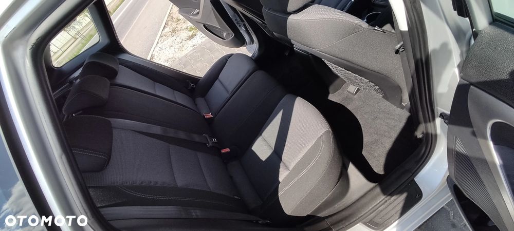 Hyundai i30 i30cw 1.4 Fifa World Cup Edition - 27
