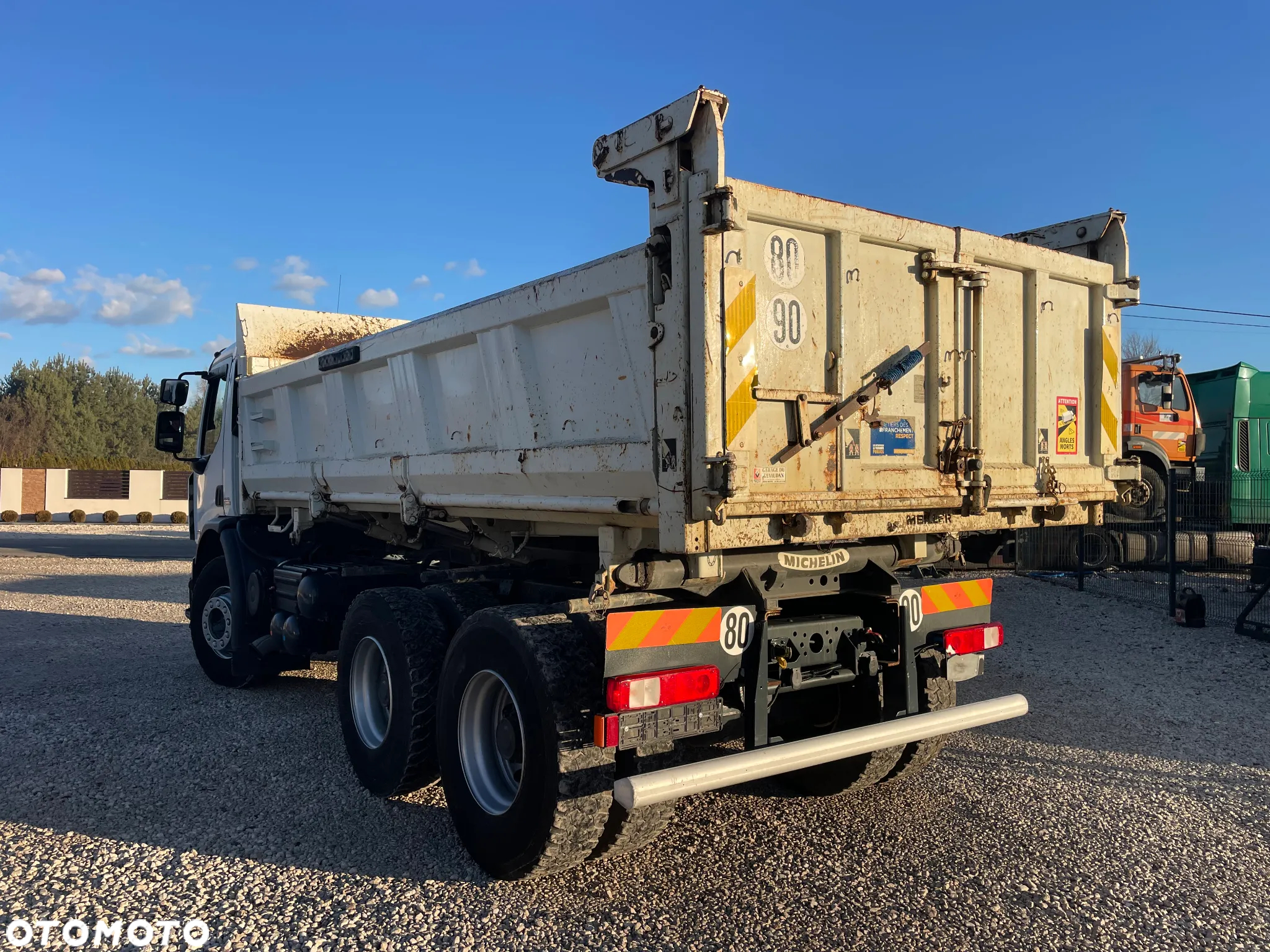Renault Lander 6X4 - 6