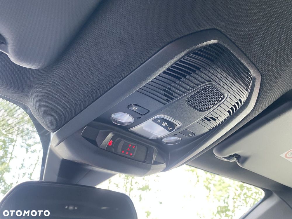Peugeot 5008 1.5 BlueHDi Allure Pack S&S EAT8 - 28
